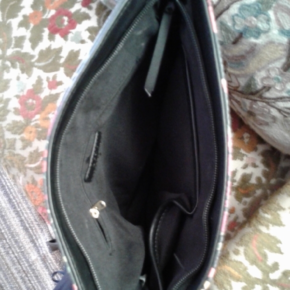 Apt. 9 Floral Crossbody Bag - Black and Pink - Picture 3 of 5